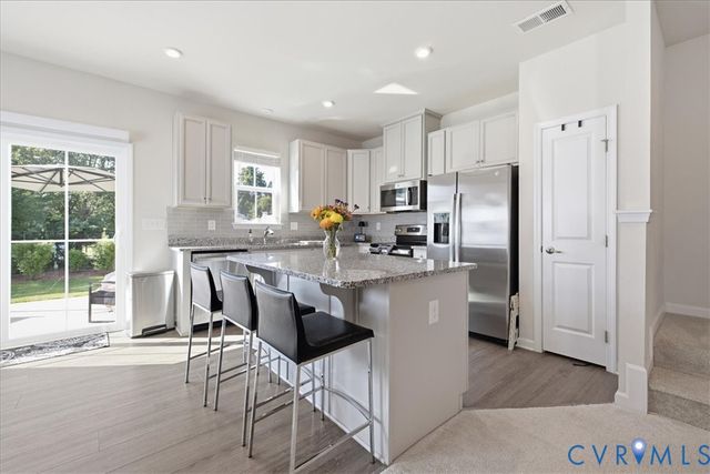 969 Taylor Green Dr, Sandston, VA 23150