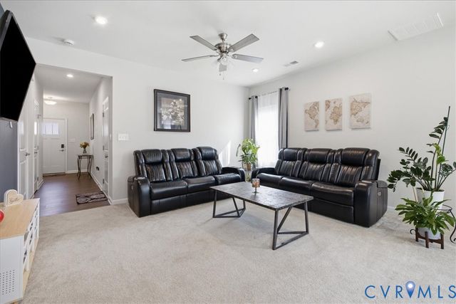 969 Taylor Green Dr, Sandston, VA 23150