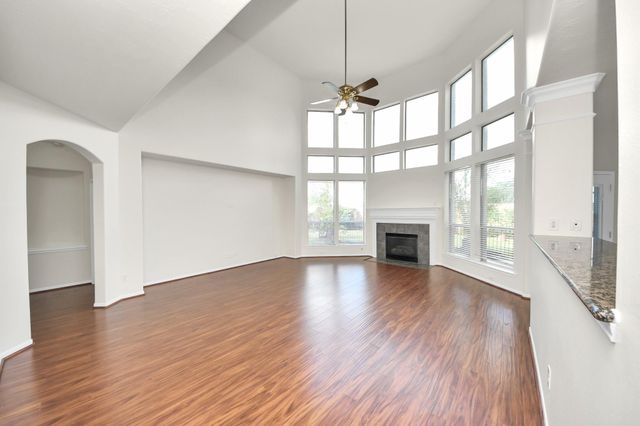 13218 Haven Falls Lane, Sugar Land, TX 77478