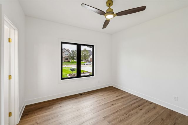 335 Chestnut Street, De Soto, IA 50069