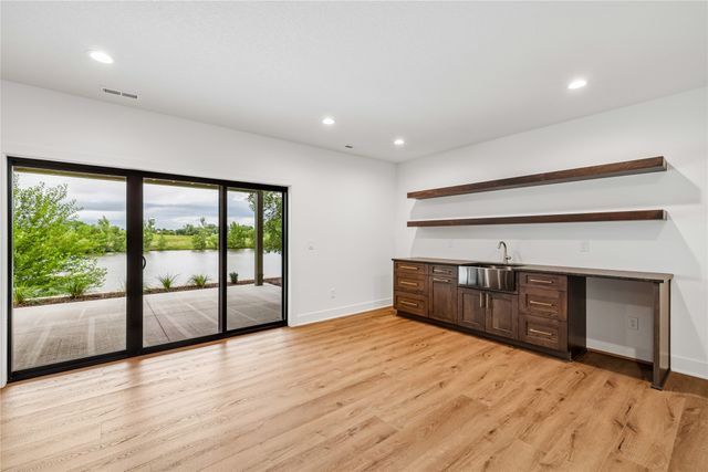 335 Chestnut Street, De Soto, IA 50069