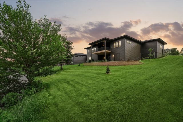 335 Chestnut Street, De Soto, IA 50069