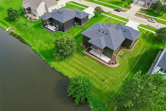 335 Chestnut Street, De Soto, IA 50069