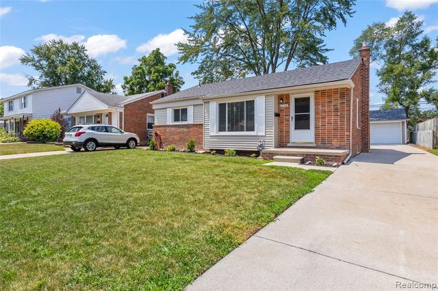 6735 Whitby Street, Garden City, MI 48135