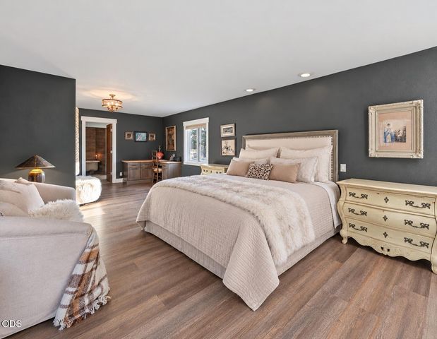 5510 NW Odin Falls Way, Redmond, OR 97756