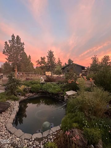 5510 NW Odin Falls Way, Redmond, OR 97756