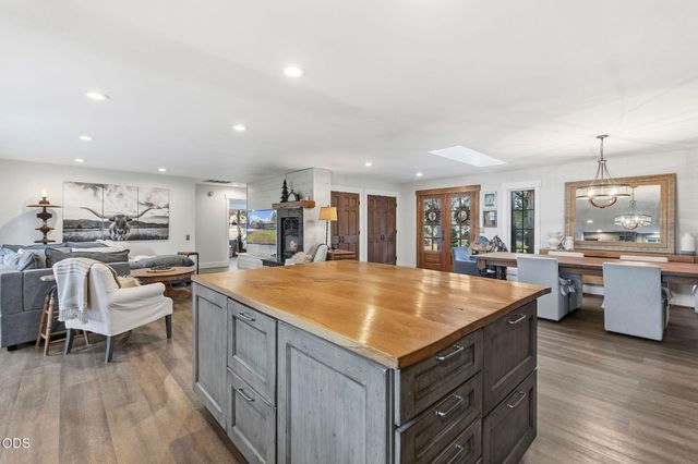 5510 NW Odin Falls Way, Redmond, OR 97756
