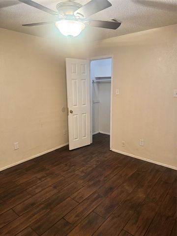 2301 Holly Drive, Euless, TX 76039