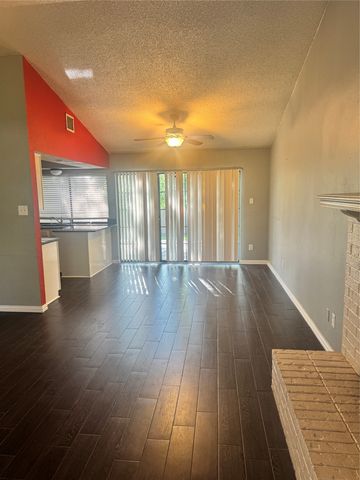 2301 Holly Drive, Euless, TX 76039