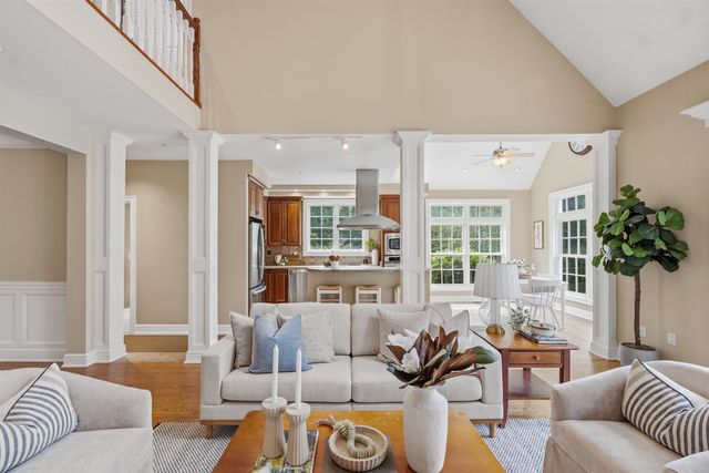 62 Dupaw Gould Road, Brookline, NH 03033