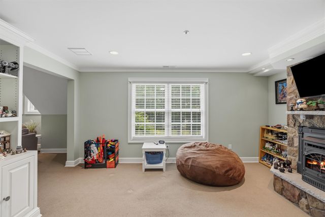 62 Dupaw Gould Road, Brookline, NH 03033