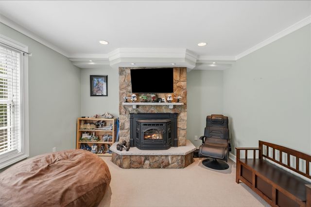 62 Dupaw Gould Road, Brookline, NH 03033