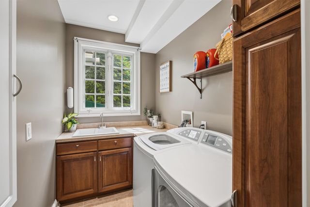 62 Dupaw Gould Road, Brookline, NH 03033