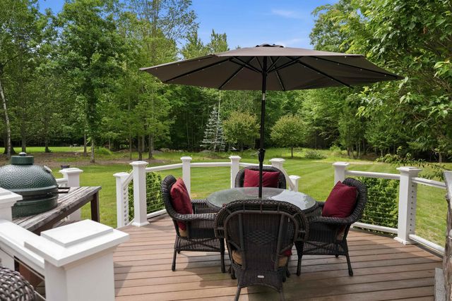 62 Dupaw Gould Road, Brookline, NH 03033