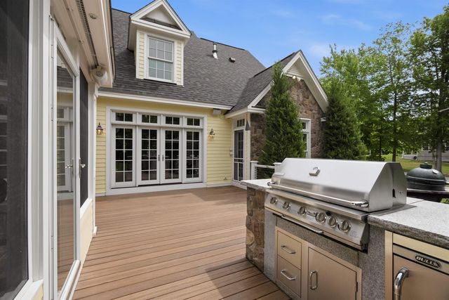 62 Dupaw Gould Road, Brookline, NH 03033