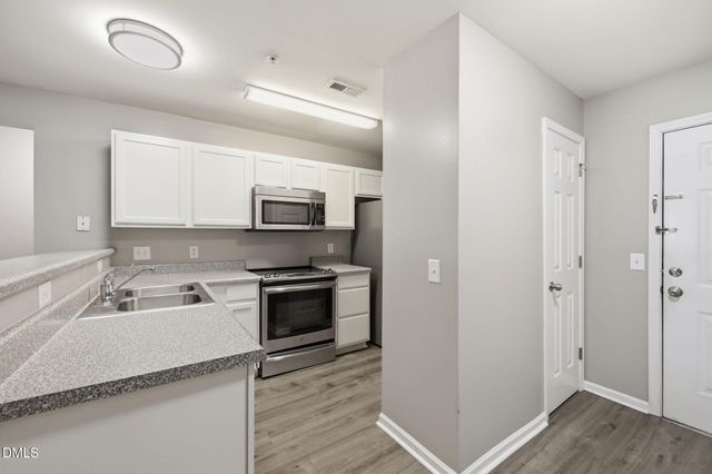 1801 Trailwood Heights Lane, Raleigh, NC 27603