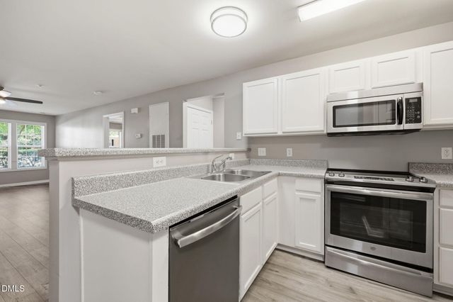 1801 Trailwood Heights Lane, Raleigh, NC 27603
