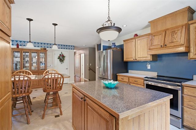 303 Stratford Drive, Seneca, SC 29678