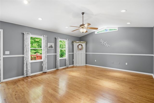 303 Stratford Drive, Seneca, SC 29678
