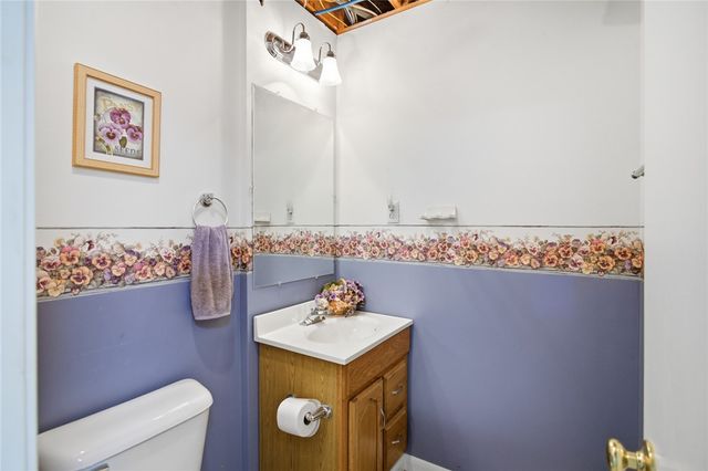 303 Stratford Drive, Seneca, SC 29678