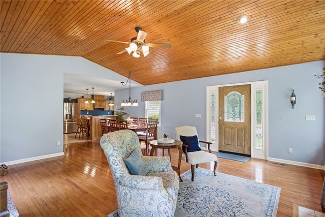 303 Stratford Drive, Seneca, SC 29678