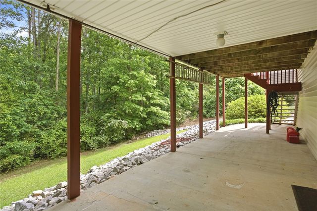 303 Stratford Drive, Seneca, SC 29678