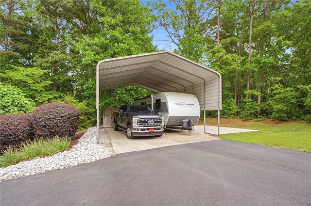 303 Stratford Drive, Seneca, SC 29678