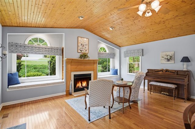 303 Stratford Drive, Seneca, SC 29678