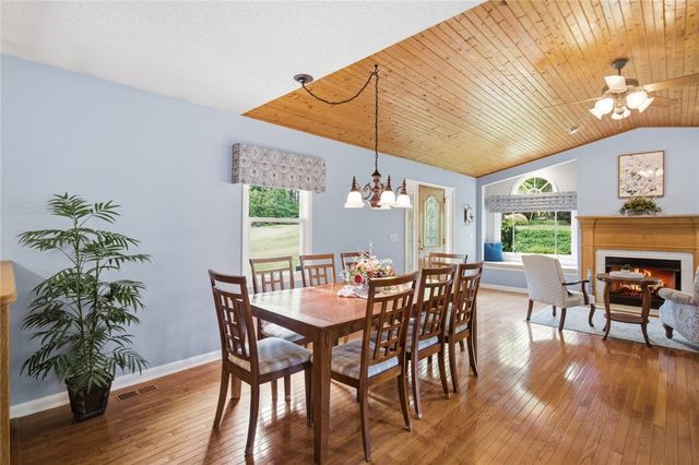 303 Stratford Drive, Seneca, SC 29678