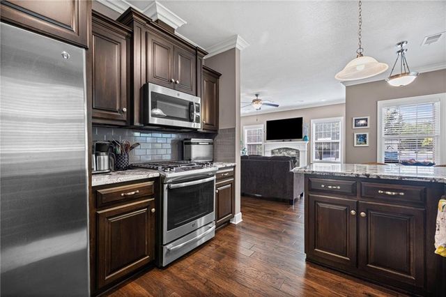 16009 Fontana Street 120, Overland Park, KS 66085
