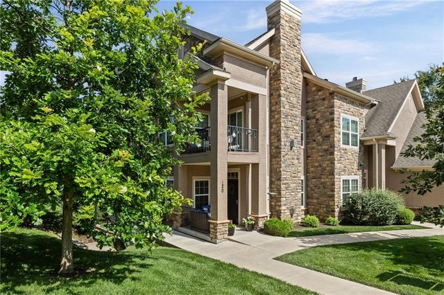16009 Fontana Street 120, Overland Park, KS 66085