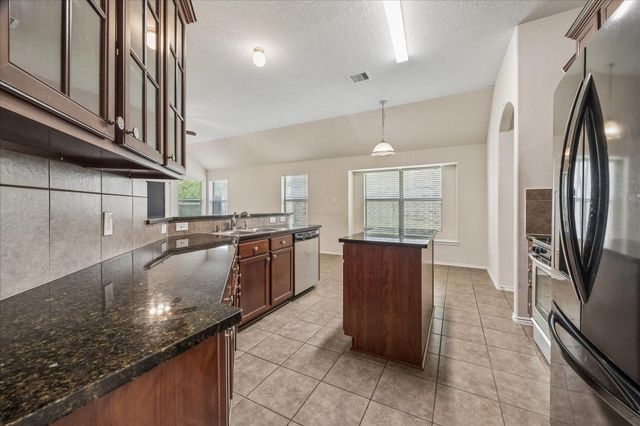 11922 Green Colling Park Drive, Houston, TX 77047