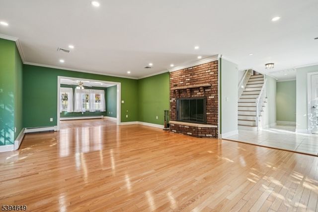 4 Punch Bowl Rd, Florham Park Boro, NJ 07960