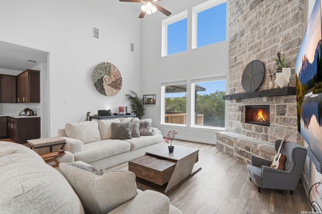 25028 Las Pilas, San Antonio, TX 78261