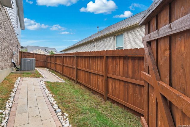 25028 Las Pilas, San Antonio, TX 78261