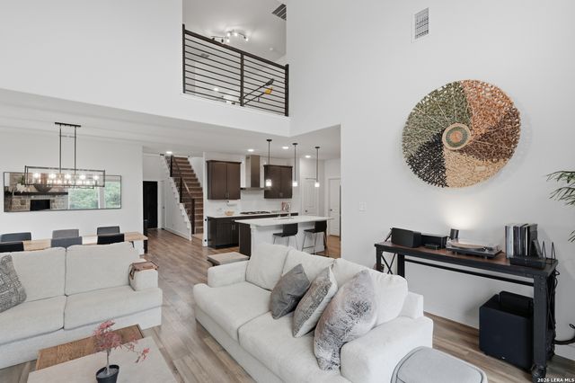 25028 Las Pilas, San Antonio, TX 78261