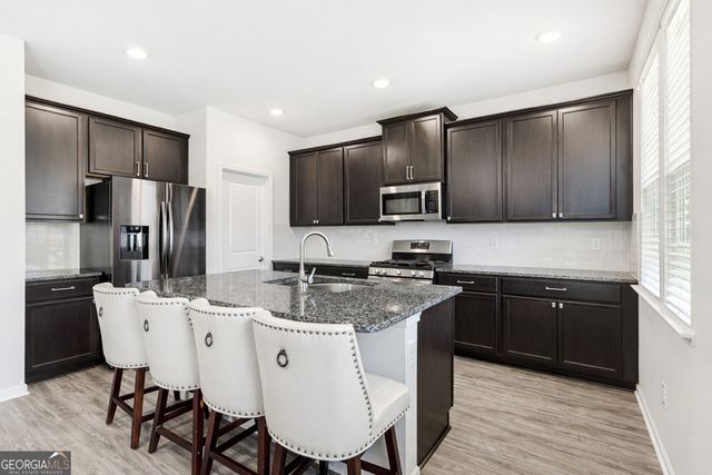 366 Lead Way, Jonesboro, GA 30238