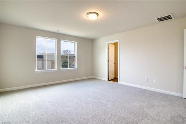 275 McCormick DR, Suffolk, VA 23434