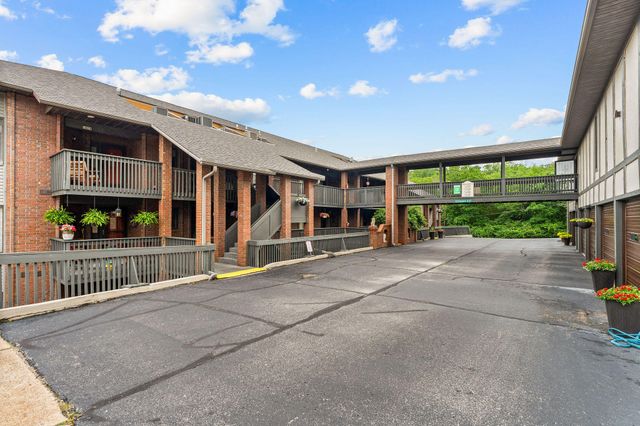150 Sunken Forest Drive 3-133, Forsyth, MO 65653