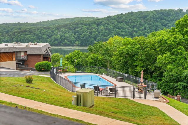 150 Sunken Forest Drive 3-133, Forsyth, MO 65653