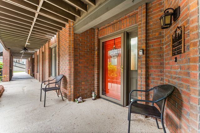 150 Sunken Forest Drive 3-133, Forsyth, MO 65653