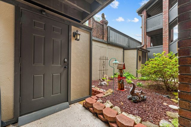 150 Sunken Forest Drive 3-133, Forsyth, MO 65653