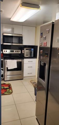 301 Golden Isles Drive 507, Hallandale Beach, FL 33009