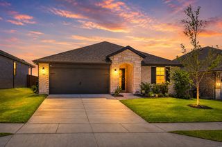 500 Thorn Creek Drive, Anna, TX 75409