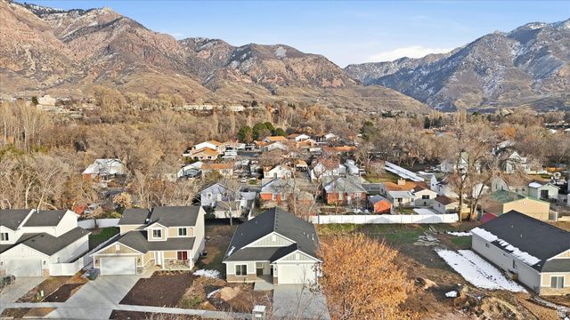 1038 LIBERTY COTTAGES CT, Ogden, UT 84404