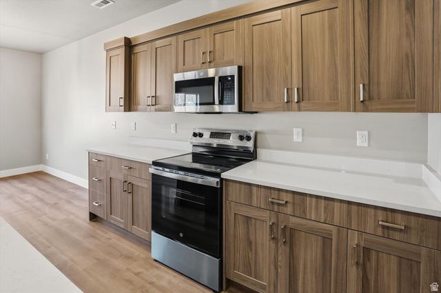 1038 LIBERTY COTTAGES CT, Ogden, UT 84404