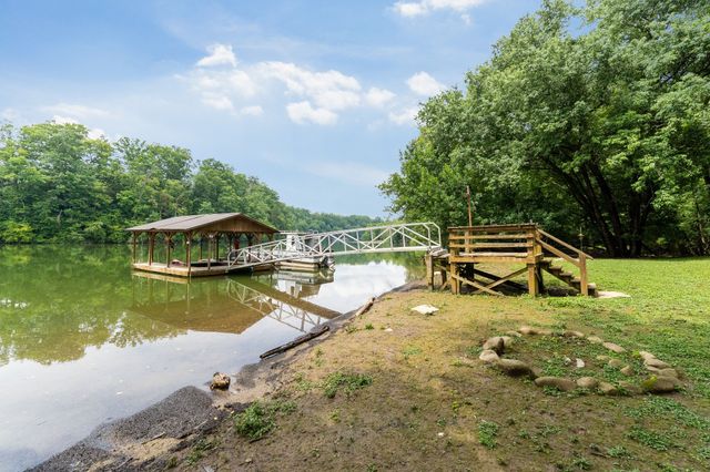 88 Hollingsworth Slough Rd, Doyle, TN 38559