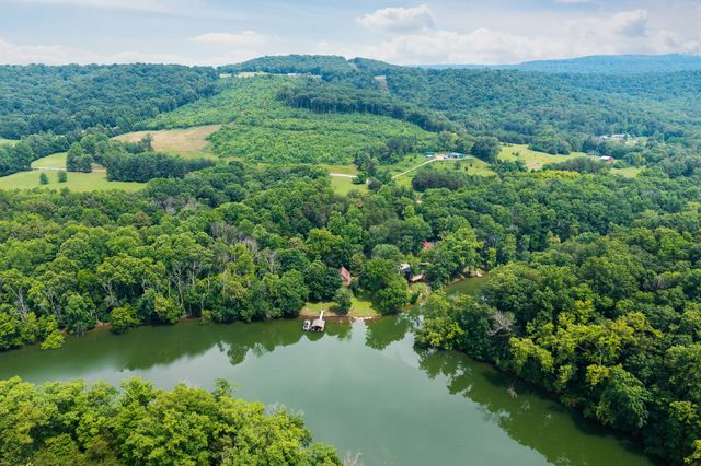 88 Hollingsworth Slough Rd, Doyle, TN 38559