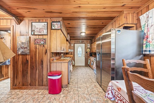 88 Hollingsworth Slough Rd, Doyle, TN 38559