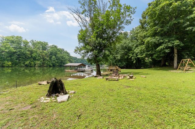 88 Hollingsworth Slough Rd, Doyle, TN 38559